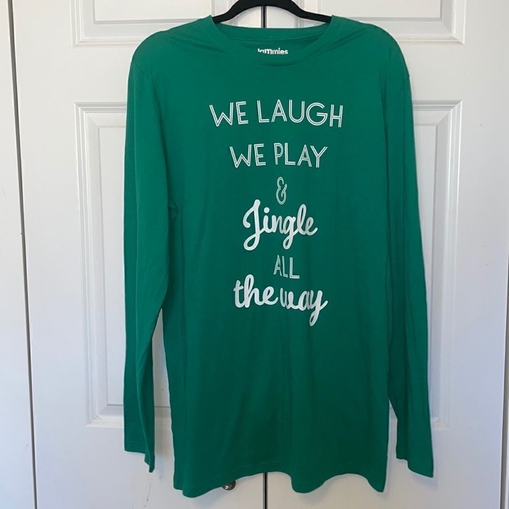 Green holiday shirt 